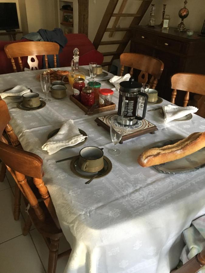 Le Lindois Le Petit Grange Bed & Breakfast エクステリア 写真