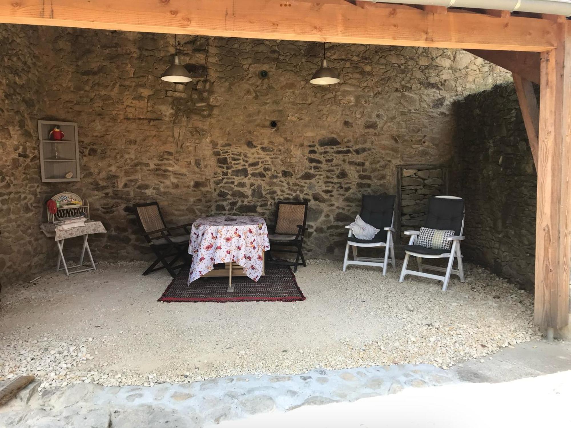 Le Lindois Le Petit Grange Bed & Breakfast エクステリア 写真